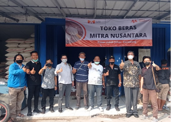 Peresmian Toko Beras Mitra Nusantara di Karawang